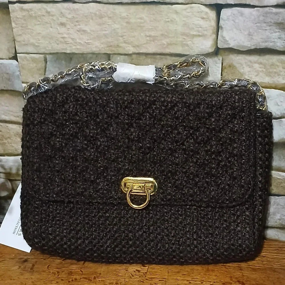 Joan Rivers Handbags - New Vintage Joan Rivers Crochet Wool Blend Purse